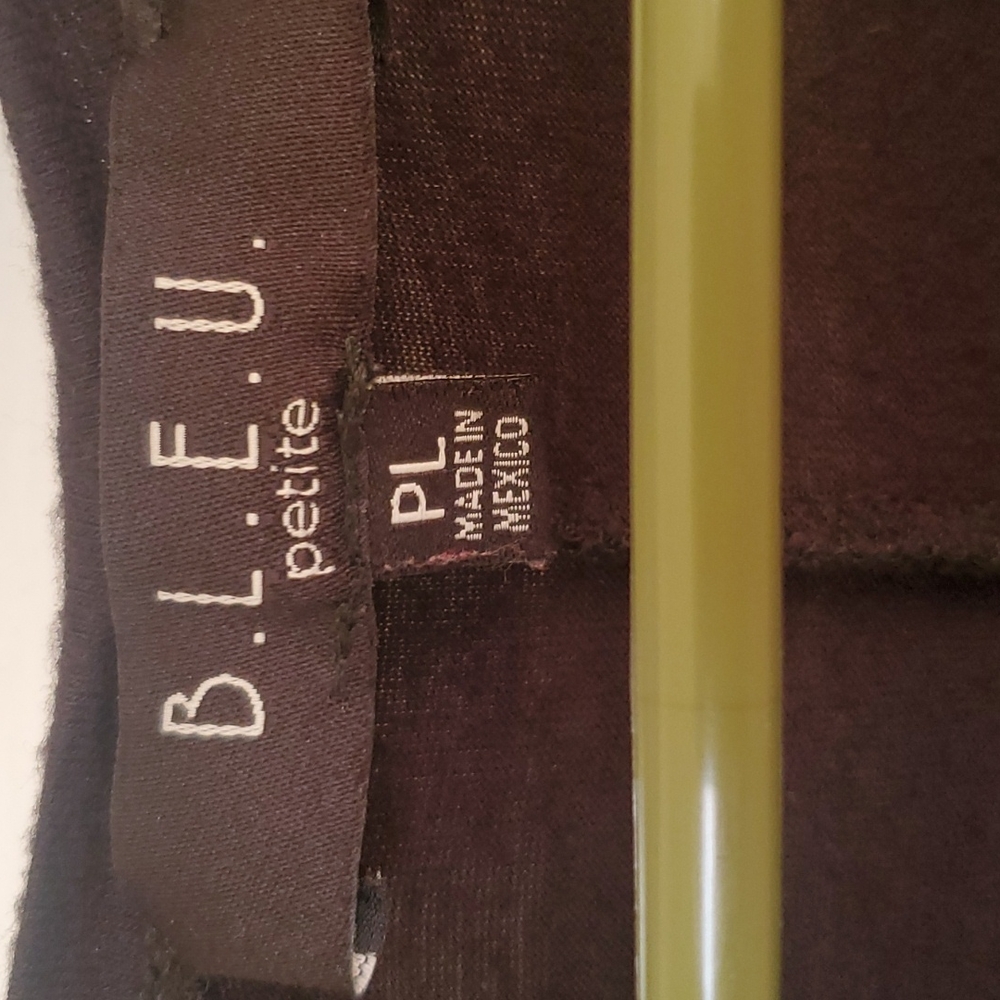 Shirt - Picture 2 of 4